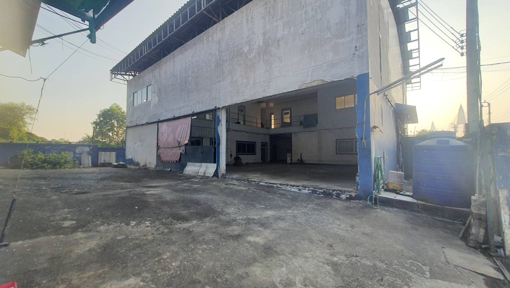 ประกาศฟรี! ซื้อ-ขาย-เช่า คอนโด บ้าน ทาวน์โฮม ที่ดิน และพื้นที่เชิงพาณิชย์ทั่วประเทศไทย ทุกทำเล ทุกงบประมาณ ไม่มีค่าใช้จ่าย ลงง่าย ขายไว เข้าถึงผู้ซื้อโดยตรง 2 284417pic1.jpg