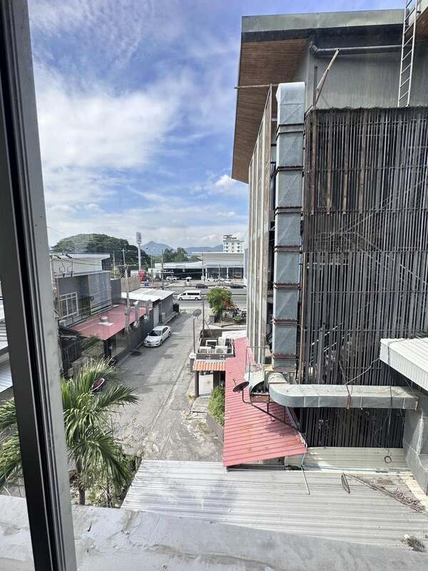 ประกาศฟรี! ซื้อ-ขาย-เช่า คอนโด บ้าน ทาวน์โฮม ที่ดิน และพื้นที่เชิงพาณิชย์ทั่วประเทศไทย ทุกทำเล ทุกงบประมาณ ไม่มีค่าใช้จ่าย ลงง่าย ขายไว เข้าถึงผู้ซื้อโดยตรง 4 487106pic3.jpg