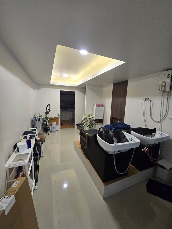 ประกาศฟรี! ซื้อ-ขาย-เช่า คอนโด บ้าน ทาวน์โฮม ที่ดิน และพื้นที่เชิงพาณิชย์ทั่วประเทศไทย ทุกทำเล ทุกงบประมาณ ไม่มีค่าใช้จ่าย ลงง่าย ขายไว เข้าถึงผู้ซื้อโดยตรง 5 487158pic4.jpg