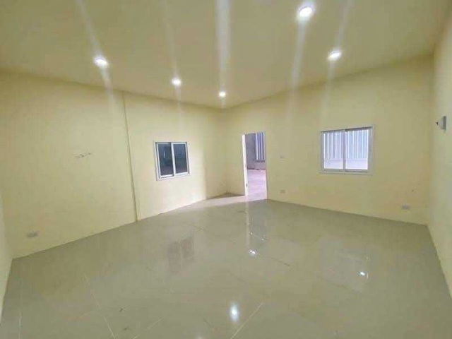 ประกาศฟรี! ซื้อ-ขาย-เช่า คอนโด บ้าน ทาวน์โฮม ที่ดิน และพื้นที่เชิงพาณิชย์ทั่วประเทศไทย ทุกทำเล ทุกงบประมาณ ไม่มีค่าใช้จ่าย ลงง่าย ขายไว เข้าถึงผู้ซื้อโดยตรง 5 192508pic4.jpg