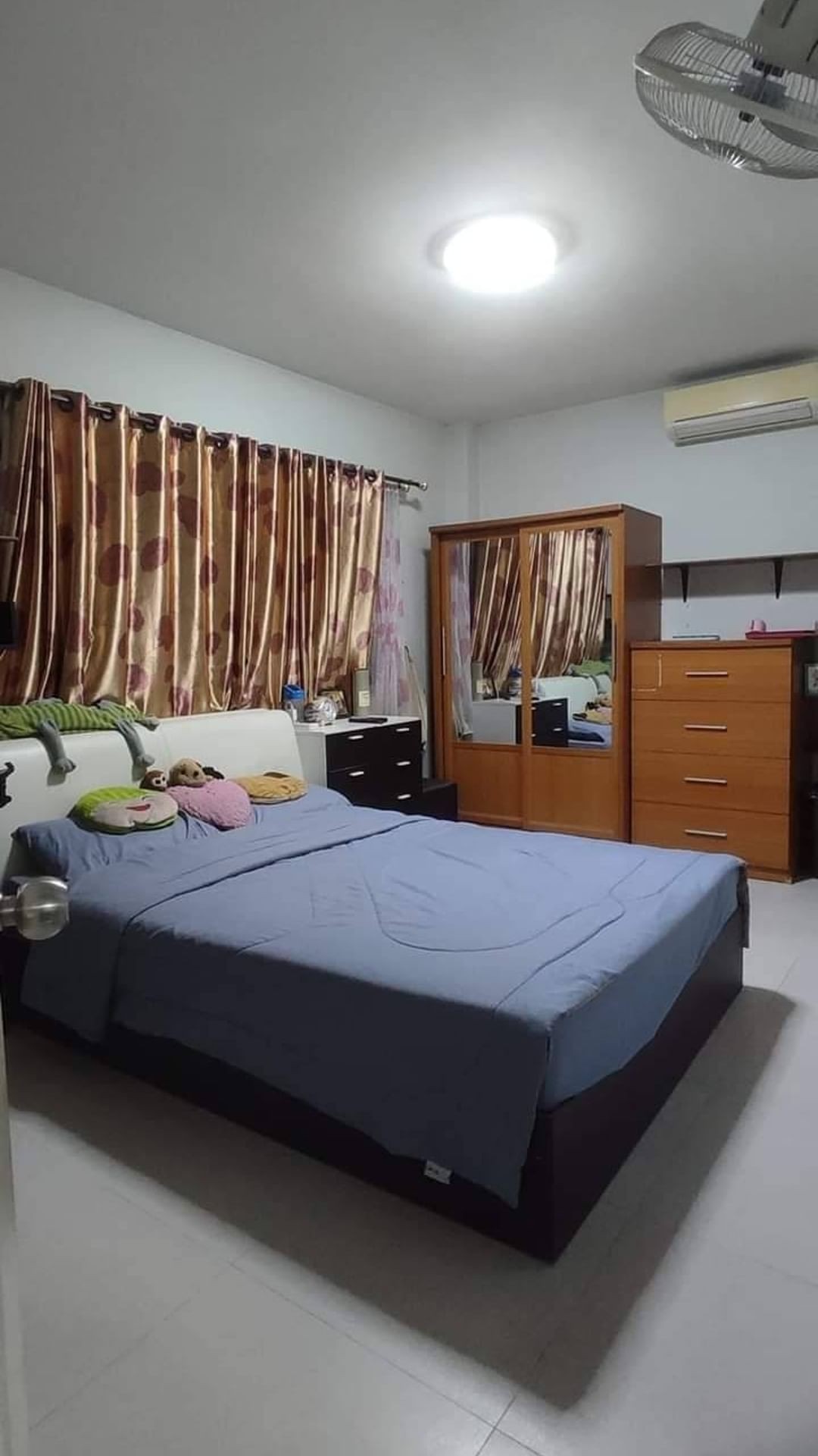 ประกาศฟรี! ซื้อ-ขาย-เช่า คอนโด บ้าน ทาวน์โฮม ที่ดิน และพื้นที่เชิงพาณิชย์ทั่วประเทศไทย ทุกทำเล ทุกงบประมาณ ไม่มีค่าใช้จ่าย ลงง่าย ขายไว เข้าถึงผู้ซื้อโดยตรง 5 192577pic4.jpg