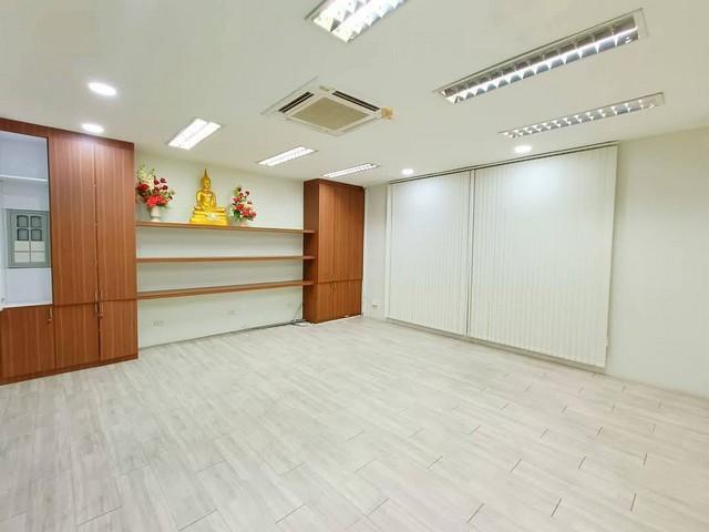 ประกาศฟรี! ซื้อ-ขาย-เช่า คอนโด บ้าน ทาวน์โฮม ที่ดิน และพื้นที่เชิงพาณิชย์ทั่วประเทศไทย ทุกทำเล ทุกงบประมาณ ไม่มีค่าใช้จ่าย ลงง่าย ขายไว เข้าถึงผู้ซื้อโดยตรง 4 486800pic3.jpg