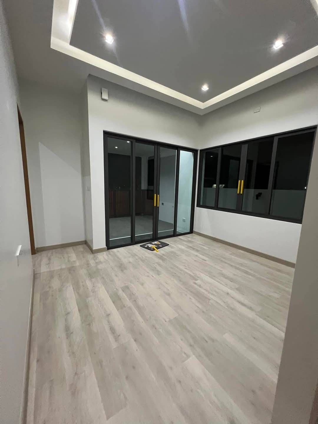 ประกาศฟรี! ซื้อ-ขาย-เช่า คอนโด บ้าน ทาวน์โฮม ที่ดิน และพื้นที่เชิงพาณิชย์ทั่วประเทศไทย ทุกทำเล ทุกงบประมาณ ไม่มีค่าใช้จ่าย ลงง่าย ขายไว เข้าถึงผู้ซื้อโดยตรง 5 192858pic4.jpg