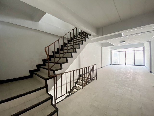 ประกาศฟรี! ซื้อ-ขาย-เช่า คอนโด บ้าน ทาวน์โฮม ที่ดิน และพื้นที่เชิงพาณิชย์ทั่วประเทศไทย ทุกทำเล ทุกงบประมาณ ไม่มีค่าใช้จ่าย ลงง่าย ขายไว เข้าถึงผู้ซื้อโดยตรง 3 279217pic2.jpg