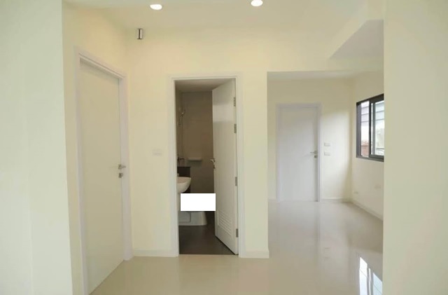 ประกาศฟรี! ซื้อ-ขาย-เช่า คอนโด บ้าน ทาวน์โฮม ที่ดิน และพื้นที่เชิงพาณิชย์ทั่วประเทศไทย ทุกทำเล ทุกงบประมาณ ไม่มีค่าใช้จ่าย ลงง่าย ขายไว เข้าถึงผู้ซื้อโดยตรง 5 192826pic4.jpg