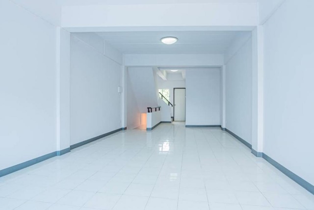 ประกาศฟรี! ซื้อ-ขาย-เช่า คอนโด บ้าน ทาวน์โฮม ที่ดิน และพื้นที่เชิงพาณิชย์ทั่วประเทศไทย ทุกทำเล ทุกงบประมาณ ไม่มีค่าใช้จ่าย ลงง่าย ขายไว เข้าถึงผู้ซื้อโดยตรง 5 193087pic4.jpg