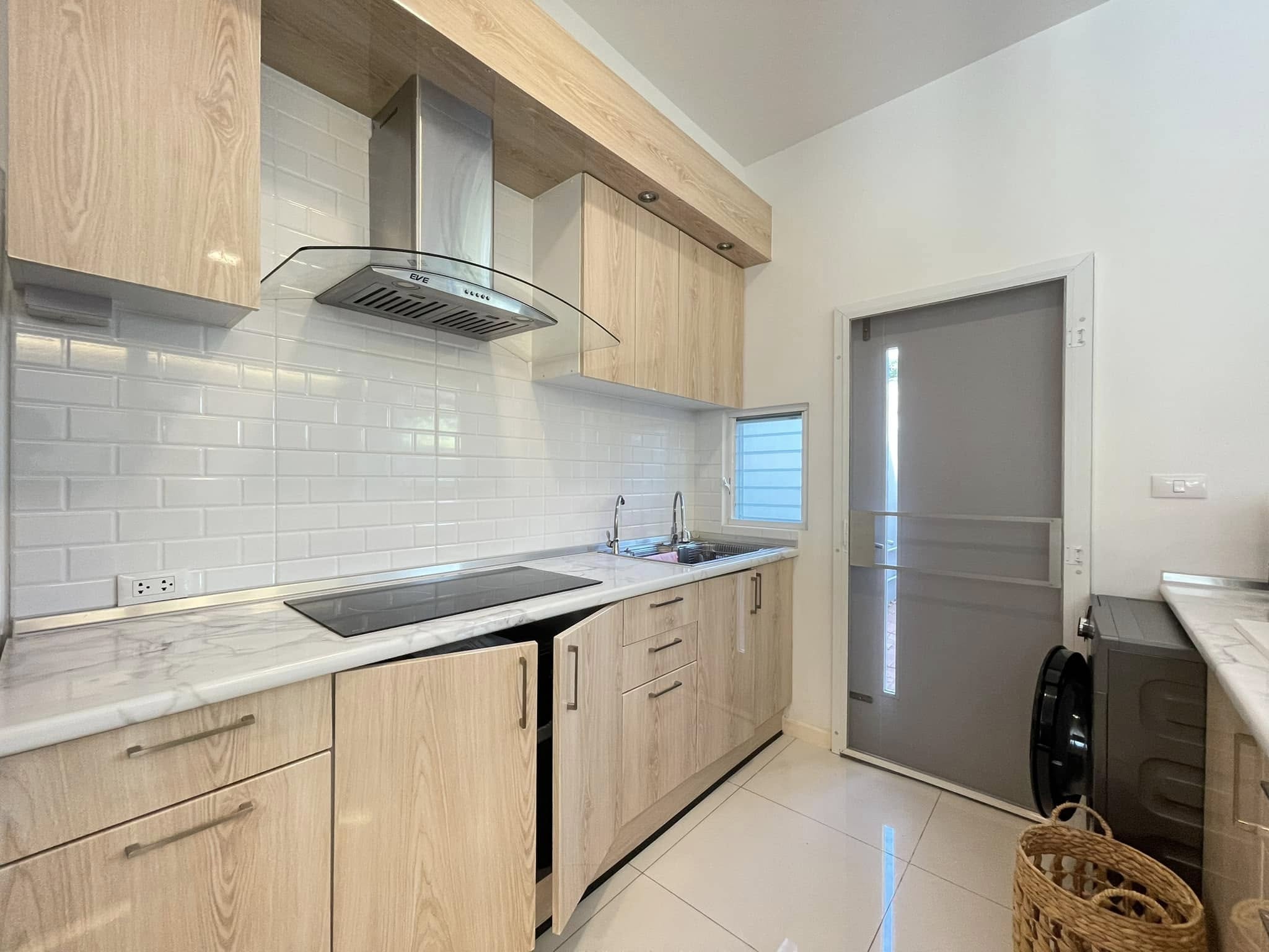 ประกาศฟรี! ซื้อ-ขาย-เช่า คอนโด บ้าน ทาวน์โฮม ที่ดิน และพื้นที่เชิงพาณิชย์ทั่วประเทศไทย ทุกทำเล ทุกงบประมาณ ไม่มีค่าใช้จ่าย ลงง่าย ขายไว เข้าถึงผู้ซื้อโดยตรง 4 487255pic3.jpg