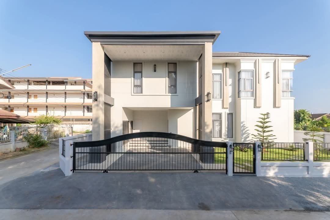 ประกาศฟรี! ซื้อ-ขาย-เช่า คอนโด บ้าน ทาวน์โฮม ที่ดิน และพื้นที่เชิงพาณิชย์ทั่วประเทศไทย ทุกทำเล ทุกงบประมาณ ไม่มีค่าใช้จ่าย ลงง่าย ขายไว เข้าถึงผู้ซื้อโดยตรง 2 193385pic1.jpg