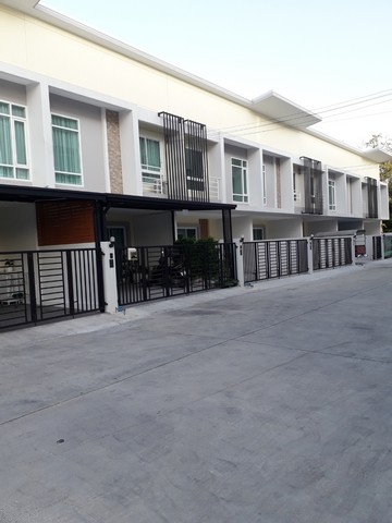 ประกาศฟรี! ซื้อ-ขาย-เช่า คอนโด บ้าน ทาวน์โฮม ที่ดิน และพื้นที่เชิงพาณิชย์ทั่วประเทศไทย ทุกทำเล ทุกงบประมาณ ไม่มีค่าใช้จ่าย ลงง่าย ขายไว เข้าถึงผู้ซื้อโดยตรง 2 286535pic1.jpg