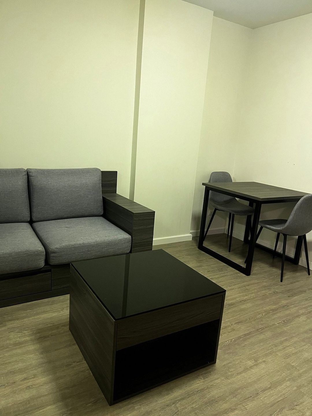 ประกาศฟรี! ซื้อ-ขาย-เช่า คอนโด บ้าน ทาวน์โฮม ที่ดิน และพื้นที่เชิงพาณิชย์ทั่วประเทศไทย ทุกทำเล ทุกงบประมาณ ไม่มีค่าใช้จ่าย ลงง่าย ขายไว เข้าถึงผู้ซื้อโดยตรง 4 193487pic3.jpg