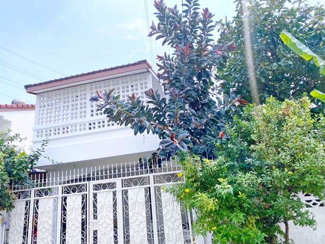 ประกาศฟรี! ซื้อ-ขาย-เช่า คอนโด บ้าน ทาวน์โฮม ที่ดิน และพื้นที่เชิงพาณิชย์ทั่วประเทศไทย ทุกทำเล ทุกงบประมาณ ไม่มีค่าใช้จ่าย ลงง่าย ขายไว เข้าถึงผู้ซื้อโดยตรง 2 194502pic1.jpg