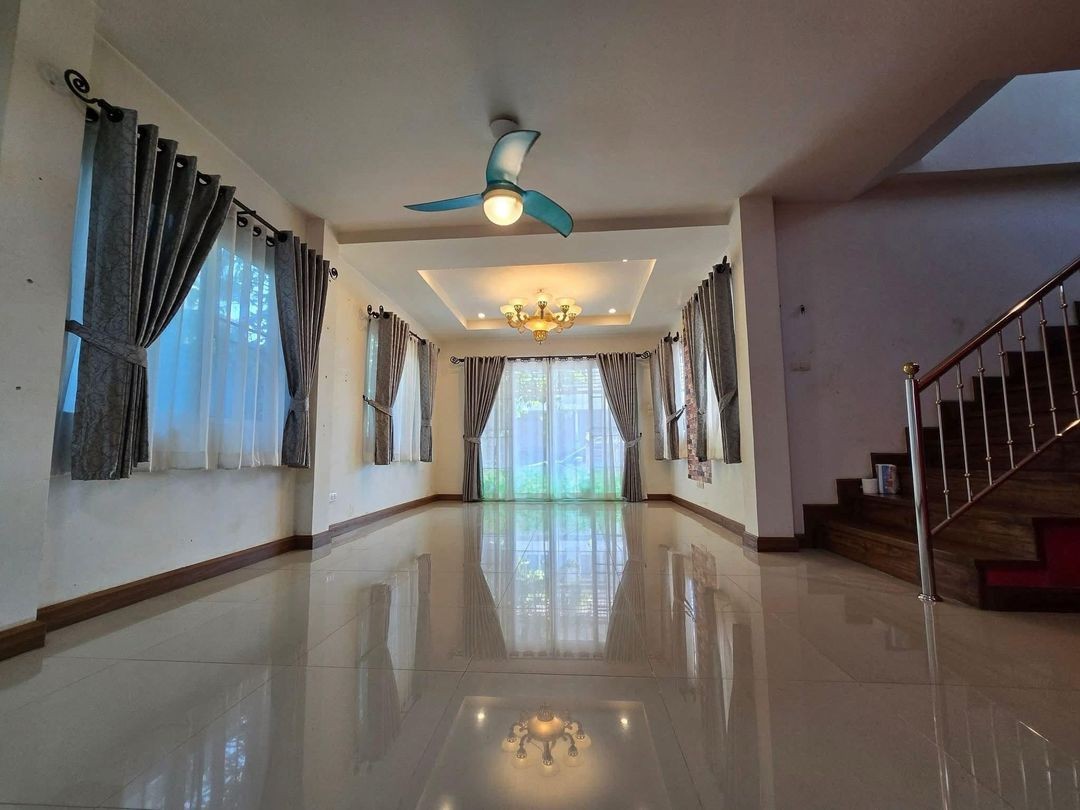 ประกาศฟรี! ซื้อ-ขาย-เช่า คอนโด บ้าน ทาวน์โฮม ที่ดิน และพื้นที่เชิงพาณิชย์ทั่วประเทศไทย ทุกทำเล ทุกงบประมาณ ไม่มีค่าใช้จ่าย ลงง่าย ขายไว เข้าถึงผู้ซื้อโดยตรง 4 194552pic3.jpg