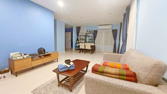 ประกาศฟรี! ซื้อ-ขาย-เช่า คอนโด บ้าน ทาวน์โฮม ที่ดิน และพื้นที่เชิงพาณิชย์ทั่วประเทศไทย ทุกทำเล ทุกงบประมาณ ไม่มีค่าใช้จ่าย ลงง่าย ขายไว เข้าถึงผู้ซื้อโดยตรง 2 194522pic1.jpg