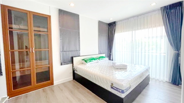 ประกาศฟรี! ซื้อ-ขาย-เช่า คอนโด บ้าน ทาวน์โฮม ที่ดิน และพื้นที่เชิงพาณิชย์ทั่วประเทศไทย ทุกทำเล ทุกงบประมาณ ไม่มีค่าใช้จ่าย ลงง่าย ขายไว เข้าถึงผู้ซื้อโดยตรง 4 194506pic3.jpg