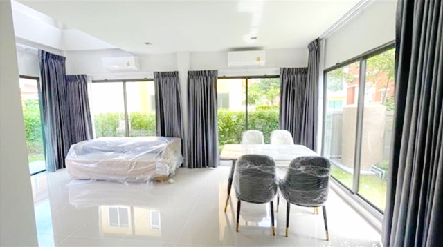 ประกาศฟรี! ซื้อ-ขาย-เช่า คอนโด บ้าน ทาวน์โฮม ที่ดิน และพื้นที่เชิงพาณิชย์ทั่วประเทศไทย ทุกทำเล ทุกงบประมาณ ไม่มีค่าใช้จ่าย ลงง่าย ขายไว เข้าถึงผู้ซื้อโดยตรง 5 194506pic4.jpg