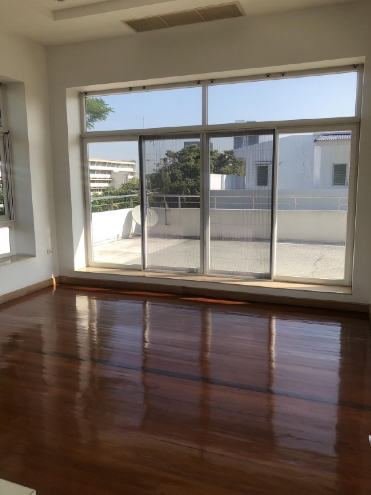 ประกาศฟรี! ซื้อ-ขาย-เช่า คอนโด บ้าน ทาวน์โฮม ที่ดิน และพื้นที่เชิงพาณิชย์ทั่วประเทศไทย ทุกทำเล ทุกงบประมาณ ไม่มีค่าใช้จ่าย ลงง่าย ขายไว เข้าถึงผู้ซื้อโดยตรง 3 193146pic2.jpg