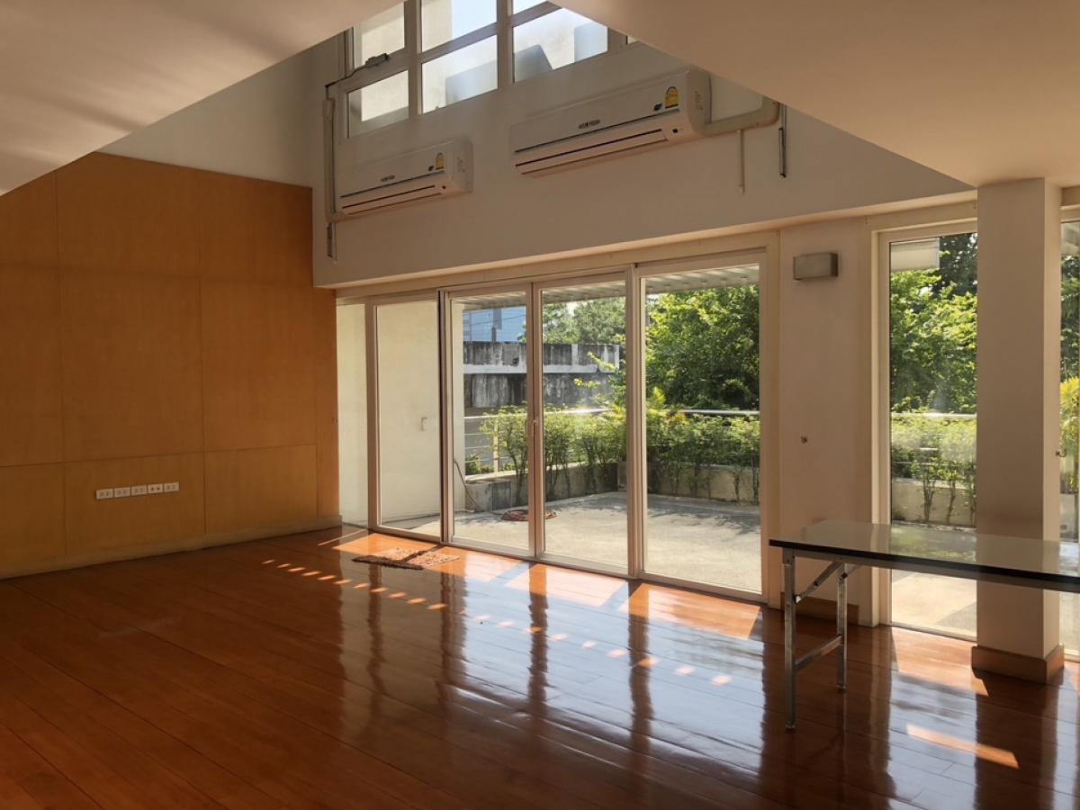 ประกาศฟรี! ซื้อ-ขาย-เช่า คอนโด บ้าน ทาวน์โฮม ที่ดิน และพื้นที่เชิงพาณิชย์ทั่วประเทศไทย ทุกทำเล ทุกงบประมาณ ไม่มีค่าใช้จ่าย ลงง่าย ขายไว เข้าถึงผู้ซื้อโดยตรง 4 193146pic3.jpg