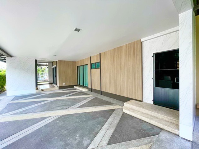 ประกาศฟรี! ซื้อ-ขาย-เช่า คอนโด บ้าน ทาวน์โฮม ที่ดิน และพื้นที่เชิงพาณิชย์ทั่วประเทศไทย ทุกทำเล ทุกงบประมาณ ไม่มีค่าใช้จ่าย ลงง่าย ขายไว เข้าถึงผู้ซื้อโดยตรง 3 194632pic2.jpg