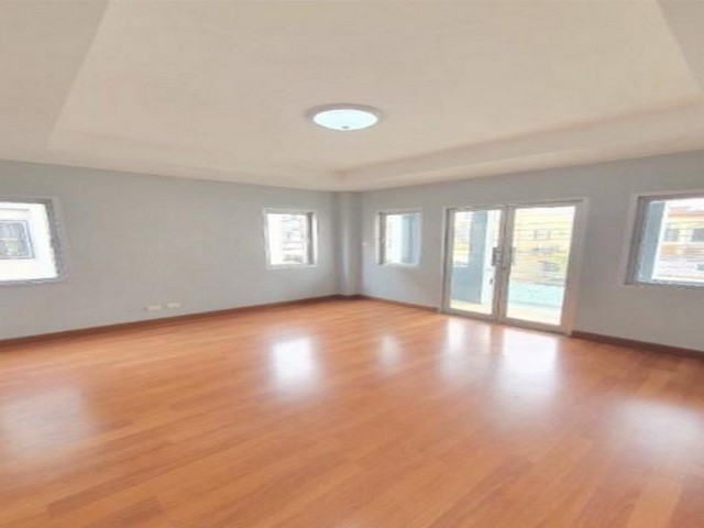 ประกาศฟรี! ซื้อ-ขาย-เช่า คอนโด บ้าน ทาวน์โฮม ที่ดิน และพื้นที่เชิงพาณิชย์ทั่วประเทศไทย ทุกทำเล ทุกงบประมาณ ไม่มีค่าใช้จ่าย ลงง่าย ขายไว เข้าถึงผู้ซื้อโดยตรง 5 487728pic4.jpg