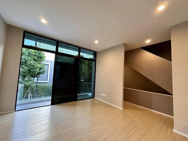 ประกาศฟรี! ซื้อ-ขาย-เช่า คอนโด บ้าน ทาวน์โฮม ที่ดิน และพื้นที่เชิงพาณิชย์ทั่วประเทศไทย ทุกทำเล ทุกงบประมาณ ไม่มีค่าใช้จ่าย ลงง่าย ขายไว เข้าถึงผู้ซื้อโดยตรง 4 487723pic3.jpg