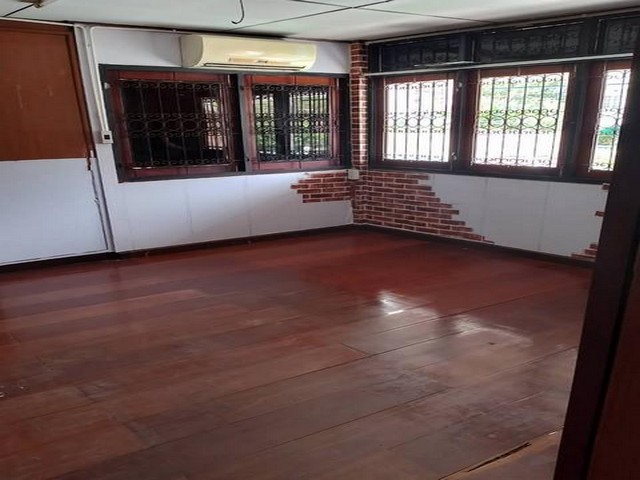 ประกาศฟรี! ซื้อ-ขาย-เช่า คอนโด บ้าน ทาวน์โฮม ที่ดิน และพื้นที่เชิงพาณิชย์ทั่วประเทศไทย ทุกทำเล ทุกงบประมาณ ไม่มีค่าใช้จ่าย ลงง่าย ขายไว เข้าถึงผู้ซื้อโดยตรง 5 487736pic4.jpg