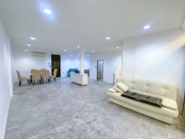 ประกาศฟรี! ซื้อ-ขาย-เช่า คอนโด บ้าน ทาวน์โฮม ที่ดิน และพื้นที่เชิงพาณิชย์ทั่วประเทศไทย ทุกทำเล ทุกงบประมาณ ไม่มีค่าใช้จ่าย ลงง่าย ขายไว เข้าถึงผู้ซื้อโดยตรง 3 194957pic2.jpg