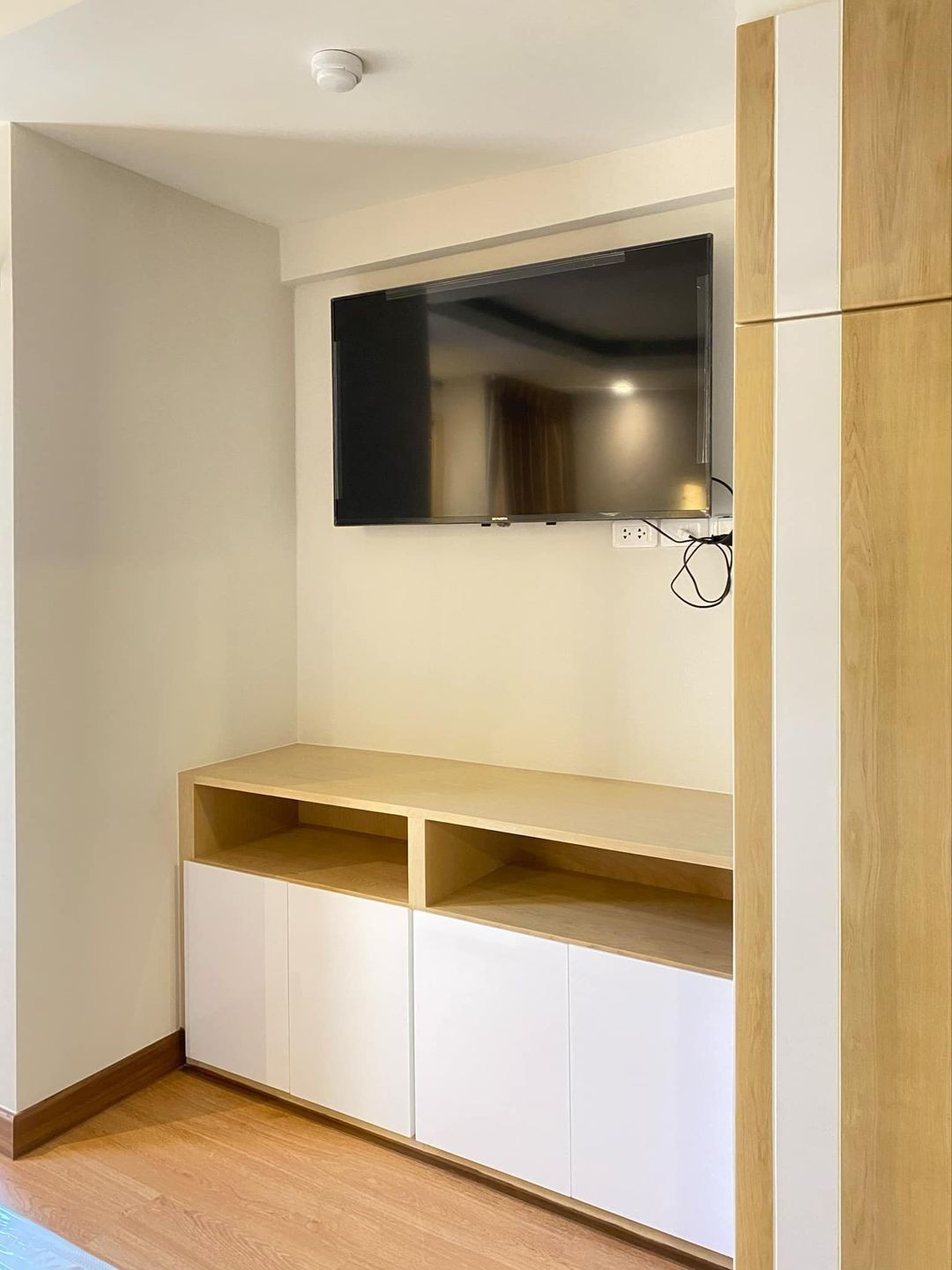 ประกาศฟรี! ซื้อ-ขาย-เช่า คอนโด บ้าน ทาวน์โฮม ที่ดิน และพื้นที่เชิงพาณิชย์ทั่วประเทศไทย ทุกทำเล ทุกงบประมาณ ไม่มีค่าใช้จ่าย ลงง่าย ขายไว เข้าถึงผู้ซื้อโดยตรง 5 195001pic4.jpg