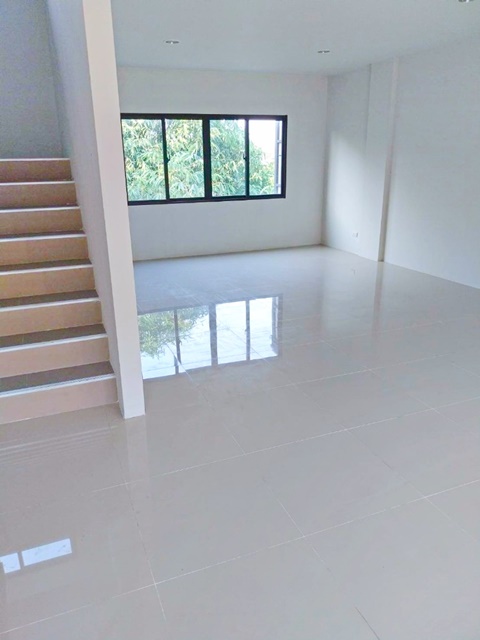 ประกาศฟรี! ซื้อ-ขาย-เช่า คอนโด บ้าน ทาวน์โฮม ที่ดิน และพื้นที่เชิงพาณิชย์ทั่วประเทศไทย ทุกทำเล ทุกงบประมาณ ไม่มีค่าใช้จ่าย ลงง่าย ขายไว เข้าถึงผู้ซื้อโดยตรง 4 194989pic3.jpg