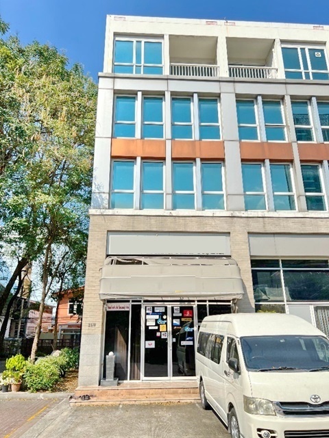 ประกาศฟรี! ซื้อ-ขาย-เช่า คอนโด บ้าน ทาวน์โฮม ที่ดิน และพื้นที่เชิงพาณิชย์ทั่วประเทศไทย ทุกทำเล ทุกงบประมาณ ไม่มีค่าใช้จ่าย ลงง่าย ขายไว เข้าถึงผู้ซื้อโดยตรง 2 194983pic1.jpg