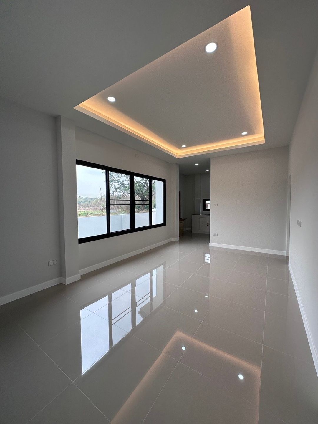 ประกาศฟรี! ซื้อ-ขาย-เช่า คอนโด บ้าน ทาวน์โฮม ที่ดิน และพื้นที่เชิงพาณิชย์ทั่วประเทศไทย ทุกทำเล ทุกงบประมาณ ไม่มีค่าใช้จ่าย ลงง่าย ขายไว เข้าถึงผู้ซื้อโดยตรง 5 195065pic4.jpg