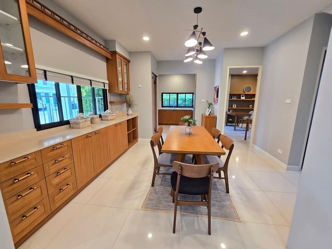 ประกาศฟรี! ซื้อ-ขาย-เช่า คอนโด บ้าน ทาวน์โฮม ที่ดิน และพื้นที่เชิงพาณิชย์ทั่วประเทศไทย ทุกทำเล ทุกงบประมาณ ไม่มีค่าใช้จ่าย ลงง่าย ขายไว เข้าถึงผู้ซื้อโดยตรง 4 195062pic3.jpg