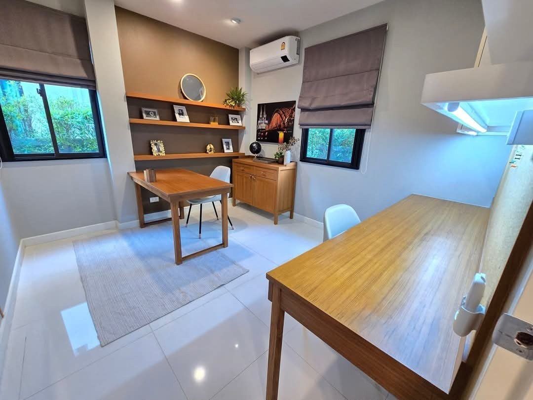 ประกาศฟรี! ซื้อ-ขาย-เช่า คอนโด บ้าน ทาวน์โฮม ที่ดิน และพื้นที่เชิงพาณิชย์ทั่วประเทศไทย ทุกทำเล ทุกงบประมาณ ไม่มีค่าใช้จ่าย ลงง่าย ขายไว เข้าถึงผู้ซื้อโดยตรง 5 195062pic4.jpg