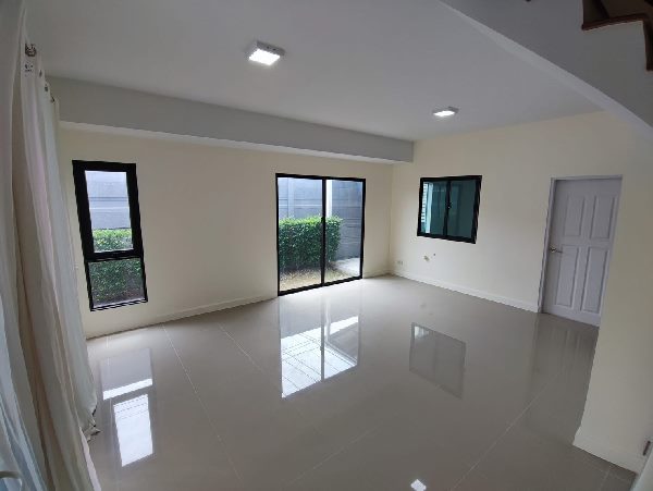 ประกาศฟรี! ซื้อ-ขาย-เช่า คอนโด บ้าน ทาวน์โฮม ที่ดิน และพื้นที่เชิงพาณิชย์ทั่วประเทศไทย ทุกทำเล ทุกงบประมาณ ไม่มีค่าใช้จ่าย ลงง่าย ขายไว เข้าถึงผู้ซื้อโดยตรง 3 287219pic2.jpg