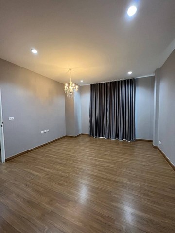 ประกาศฟรี! ซื้อ-ขาย-เช่า คอนโด บ้าน ทาวน์โฮม ที่ดิน และพื้นที่เชิงพาณิชย์ทั่วประเทศไทย ทุกทำเล ทุกงบประมาณ ไม่มีค่าใช้จ่าย ลงง่าย ขายไว เข้าถึงผู้ซื้อโดยตรง 5 488020pic4.jpg