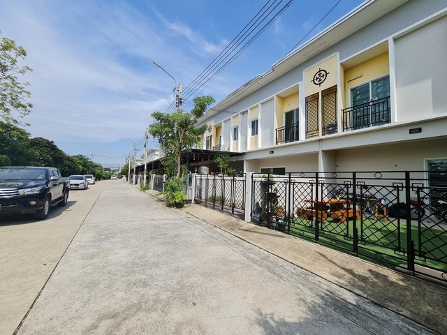 ประกาศฟรี! ซื้อ-ขาย-เช่า คอนโด บ้าน ทาวน์โฮม ที่ดิน และพื้นที่เชิงพาณิชย์ทั่วประเทศไทย ทุกทำเล ทุกงบประมาณ ไม่มีค่าใช้จ่าย ลงง่าย ขายไว เข้าถึงผู้ซื้อโดยตรง 4 190257pic3.jpg