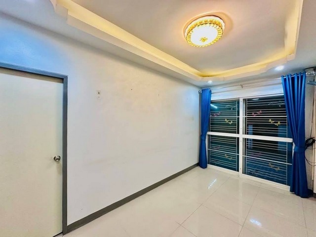 ประกาศฟรี! ซื้อ-ขาย-เช่า คอนโด บ้าน ทาวน์โฮม ที่ดิน และพื้นที่เชิงพาณิชย์ทั่วประเทศไทย ทุกทำเล ทุกงบประมาณ ไม่มีค่าใช้จ่าย ลงง่าย ขายไว เข้าถึงผู้ซื้อโดยตรง 5 287637pic4.jpg