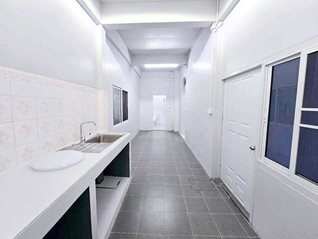 ประกาศฟรี! ซื้อ-ขาย-เช่า คอนโด บ้าน ทาวน์โฮม ที่ดิน และพื้นที่เชิงพาณิชย์ทั่วประเทศไทย ทุกทำเล ทุกงบประมาณ ไม่มีค่าใช้จ่าย ลงง่าย ขายไว เข้าถึงผู้ซื้อโดยตรง 4 195235pic3.jpg