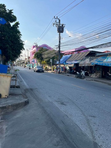 ประกาศฟรี! ซื้อ-ขาย-เช่า คอนโด บ้าน ทาวน์โฮม ที่ดิน และพื้นที่เชิงพาณิชย์ทั่วประเทศไทย ทุกทำเล ทุกงบประมาณ ไม่มีค่าใช้จ่าย ลงง่าย ขายไว เข้าถึงผู้ซื้อโดยตรง 5 488103pic4.jpg