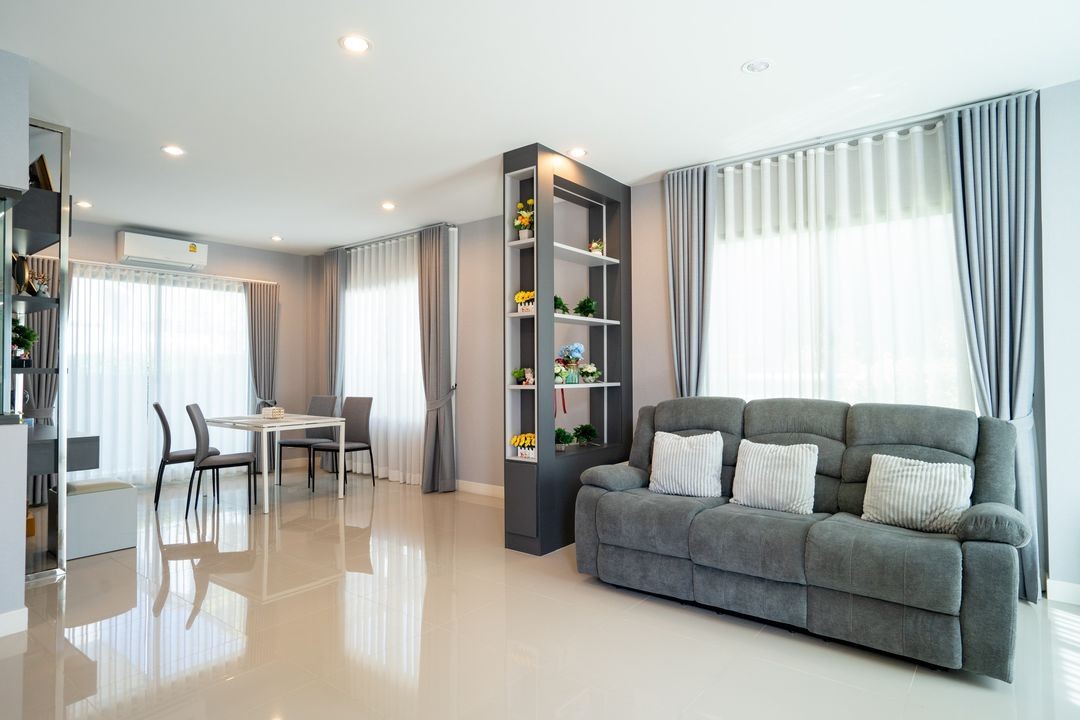 ประกาศฟรี! ซื้อ-ขาย-เช่า คอนโด บ้าน ทาวน์โฮม ที่ดิน และพื้นที่เชิงพาณิชย์ทั่วประเทศไทย ทุกทำเล ทุกงบประมาณ ไม่มีค่าใช้จ่าย ลงง่าย ขายไว เข้าถึงผู้ซื้อโดยตรง 3 195501pic2.jpg