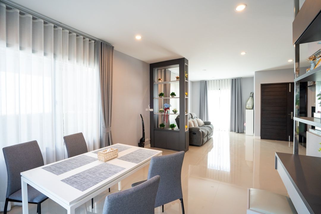 ประกาศฟรี! ซื้อ-ขาย-เช่า คอนโด บ้าน ทาวน์โฮม ที่ดิน และพื้นที่เชิงพาณิชย์ทั่วประเทศไทย ทุกทำเล ทุกงบประมาณ ไม่มีค่าใช้จ่าย ลงง่าย ขายไว เข้าถึงผู้ซื้อโดยตรง 4 195501pic3.jpg