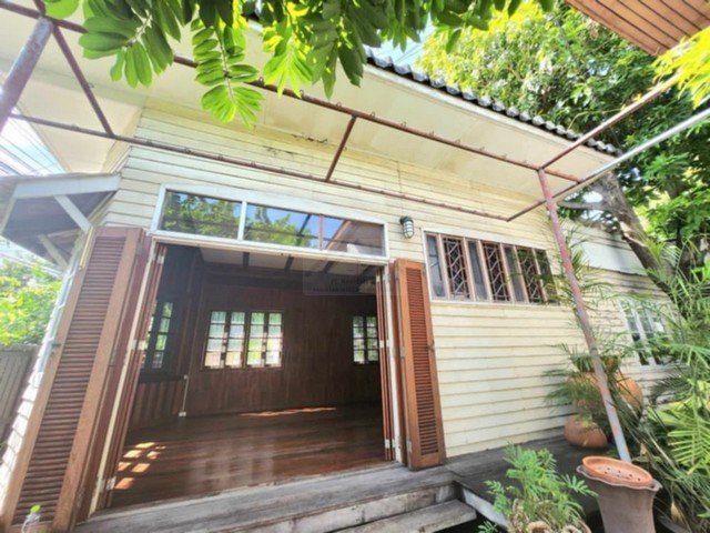 ประกาศฟรี! ซื้อ-ขาย-เช่า คอนโด บ้าน ทาวน์โฮม ที่ดิน และพื้นที่เชิงพาณิชย์ทั่วประเทศไทย ทุกทำเล ทุกงบประมาณ ไม่มีค่าใช้จ่าย ลงง่าย ขายไว เข้าถึงผู้ซื้อโดยตรง 4 488415pic3.jpg