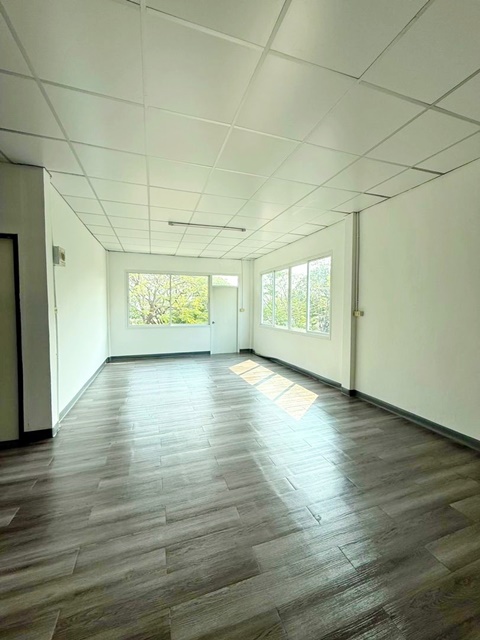 ประกาศฟรี! ซื้อ-ขาย-เช่า คอนโด บ้าน ทาวน์โฮม ที่ดิน และพื้นที่เชิงพาณิชย์ทั่วประเทศไทย ทุกทำเล ทุกงบประมาณ ไม่มีค่าใช้จ่าย ลงง่าย ขายไว เข้าถึงผู้ซื้อโดยตรง 5 195708pic4.jpg