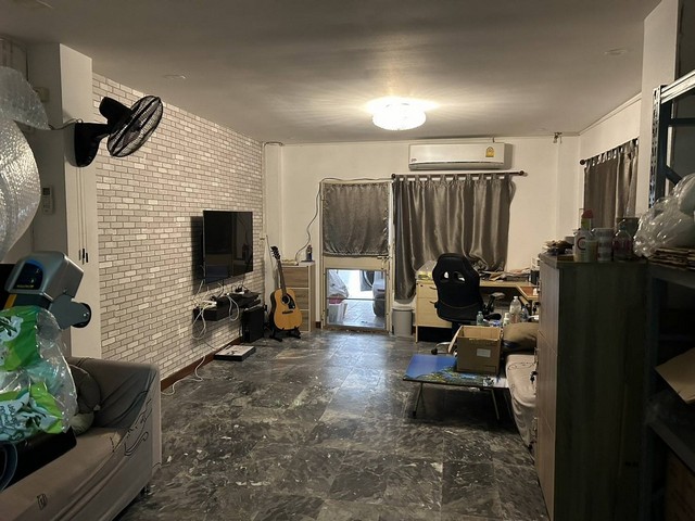 ประกาศฟรี! ซื้อ-ขาย-เช่า คอนโด บ้าน ทาวน์โฮม ที่ดิน และพื้นที่เชิงพาณิชย์ทั่วประเทศไทย ทุกทำเล ทุกงบประมาณ ไม่มีค่าใช้จ่าย ลงง่าย ขายไว เข้าถึงผู้ซื้อโดยตรง 5 488473pic4.jpg