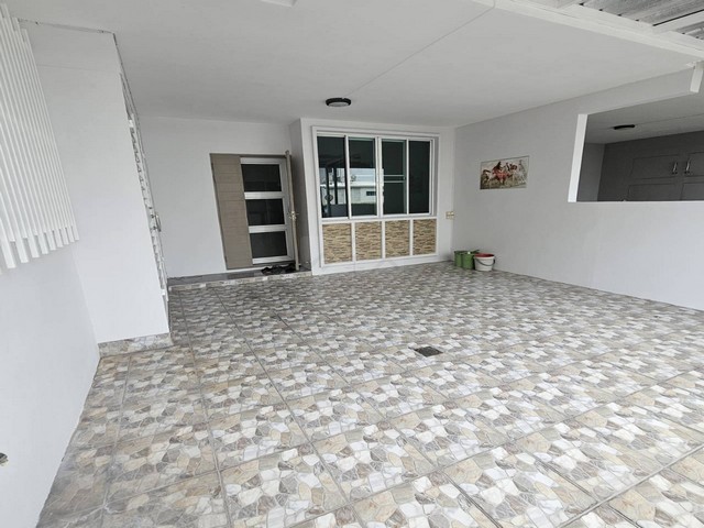 ประกาศฟรี! ซื้อ-ขาย-เช่า คอนโด บ้าน ทาวน์โฮม ที่ดิน และพื้นที่เชิงพาณิชย์ทั่วประเทศไทย ทุกทำเล ทุกงบประมาณ ไม่มีค่าใช้จ่าย ลงง่าย ขายไว เข้าถึงผู้ซื้อโดยตรง 3 488726pic2.jpg