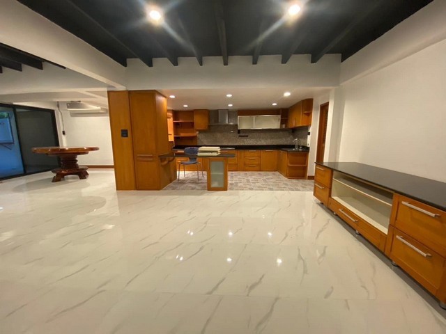 ประกาศฟรี! ซื้อ-ขาย-เช่า คอนโด บ้าน ทาวน์โฮม ที่ดิน และพื้นที่เชิงพาณิชย์ทั่วประเทศไทย ทุกทำเล ทุกงบประมาณ ไม่มีค่าใช้จ่าย ลงง่าย ขายไว เข้าถึงผู้ซื้อโดยตรง 4 488692pic3.jpg