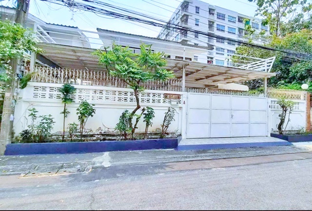 ประกาศฟรี! ซื้อ-ขาย-เช่า คอนโด บ้าน ทาวน์โฮม ที่ดิน และพื้นที่เชิงพาณิชย์ทั่วประเทศไทย ทุกทำเล ทุกงบประมาณ ไม่มีค่าใช้จ่าย ลงง่าย ขายไว เข้าถึงผู้ซื้อโดยตรง 3 196598pic2.jpg