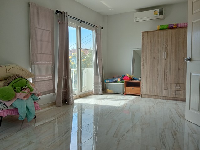 ประกาศฟรี! ซื้อ-ขาย-เช่า คอนโด บ้าน ทาวน์โฮม ที่ดิน และพื้นที่เชิงพาณิชย์ทั่วประเทศไทย ทุกทำเล ทุกงบประมาณ ไม่มีค่าใช้จ่าย ลงง่าย ขายไว เข้าถึงผู้ซื้อโดยตรง 5 489109pic4.jpg