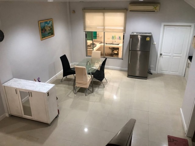 ประกาศฟรี! ซื้อ-ขาย-เช่า คอนโด บ้าน ทาวน์โฮม ที่ดิน และพื้นที่เชิงพาณิชย์ทั่วประเทศไทย ทุกทำเล ทุกงบประมาณ ไม่มีค่าใช้จ่าย ลงง่าย ขายไว เข้าถึงผู้ซื้อโดยตรง 4 488847pic3.jpg