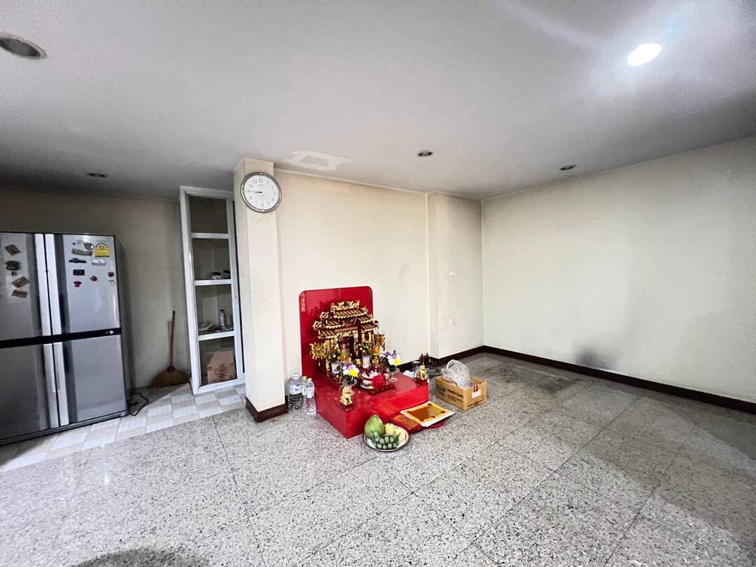 ประกาศฟรี! ซื้อ-ขาย-เช่า คอนโด บ้าน ทาวน์โฮม ที่ดิน และพื้นที่เชิงพาณิชย์ทั่วประเทศไทย ทุกทำเล ทุกงบประมาณ ไม่มีค่าใช้จ่าย ลงง่าย ขายไว เข้าถึงผู้ซื้อโดยตรง 5 288533pic4.jpg