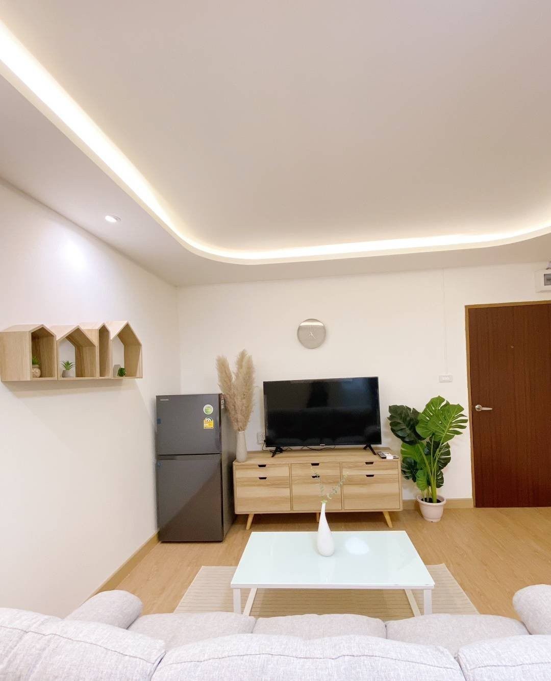 ประกาศฟรี! ซื้อ-ขาย-เช่า คอนโด บ้าน ทาวน์โฮม ที่ดิน และพื้นที่เชิงพาณิชย์ทั่วประเทศไทย ทุกทำเล ทุกงบประมาณ ไม่มีค่าใช้จ่าย ลงง่าย ขายไว เข้าถึงผู้ซื้อโดยตรง 3 197023pic2.jpg